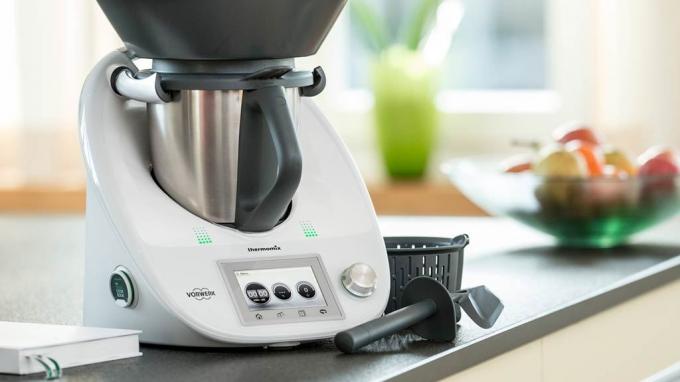 thermomix_tm5_on_kitchen_benchtop