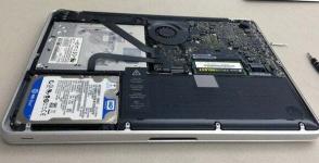 Apple Tech padoms: kā nomainīt Unibody MacBook Pro optisko diskdzini pret otru cieto disku