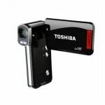 توفر كاميرا الفيديو Toshiba Camileo P100 ميزات استثنائية ولكنها تمثل حقيبة مختلطة