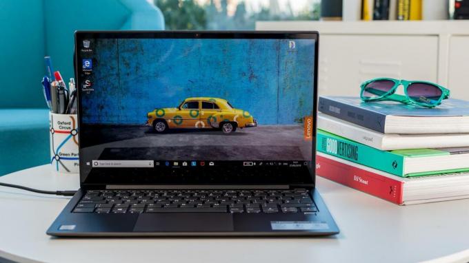 Lenovo Yoga S730