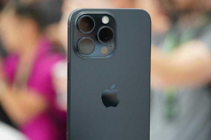 iphone 15 pro noir titane