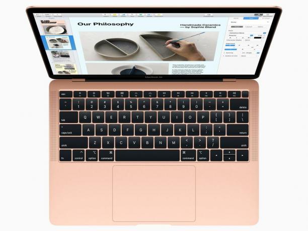 Apple MacBook Air, M1, מעבד 8 ליבות, GPU 7 ליבות, 256GB (2020)
