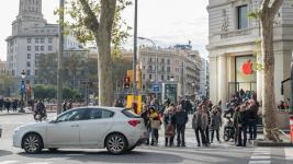 La Apple Store del Passeig de Gràcia reabre hoy sus puertas