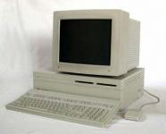 Macintosh II praznuje 25. obletnico